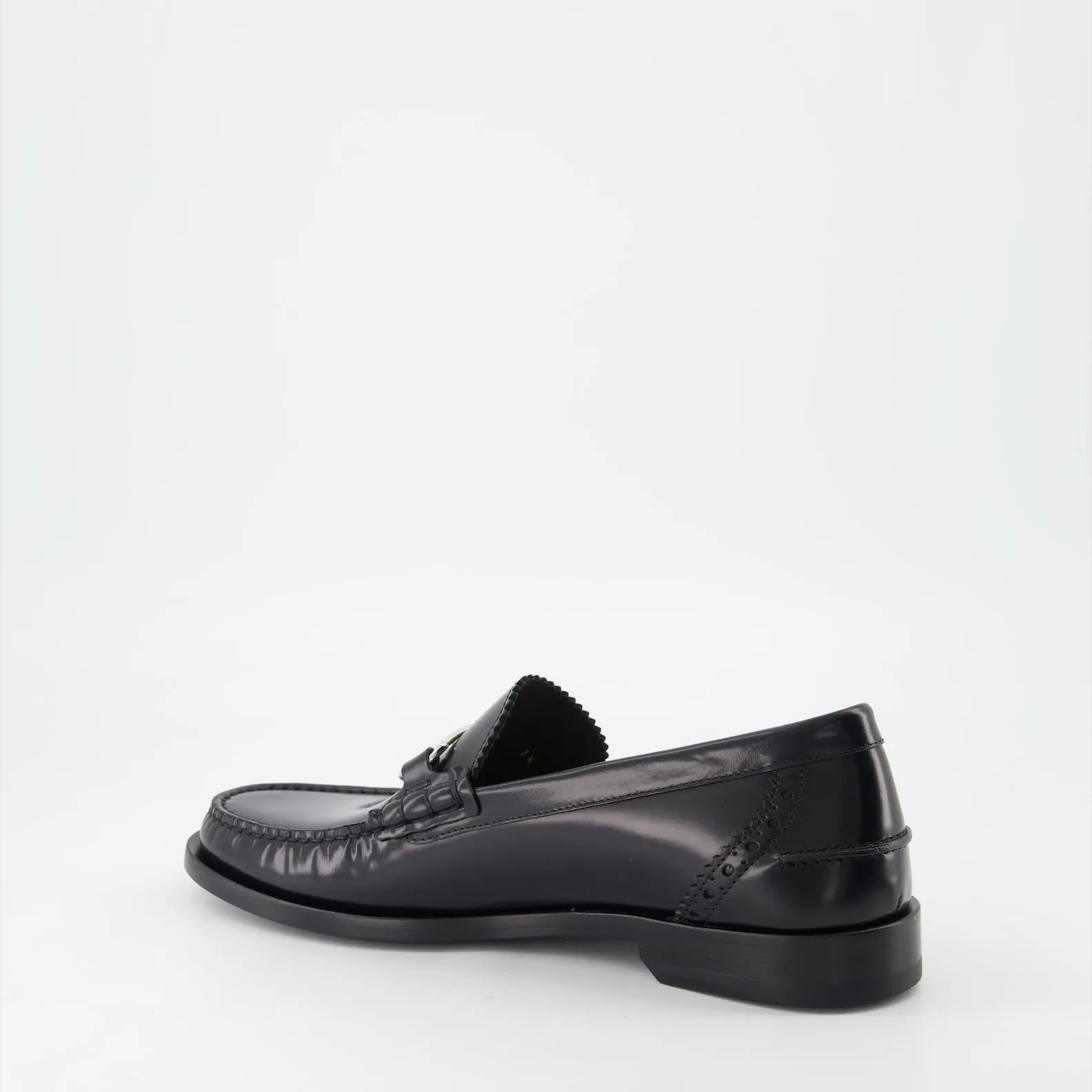 7D1557 AK1T F0ABB FENDI MEN SHOES