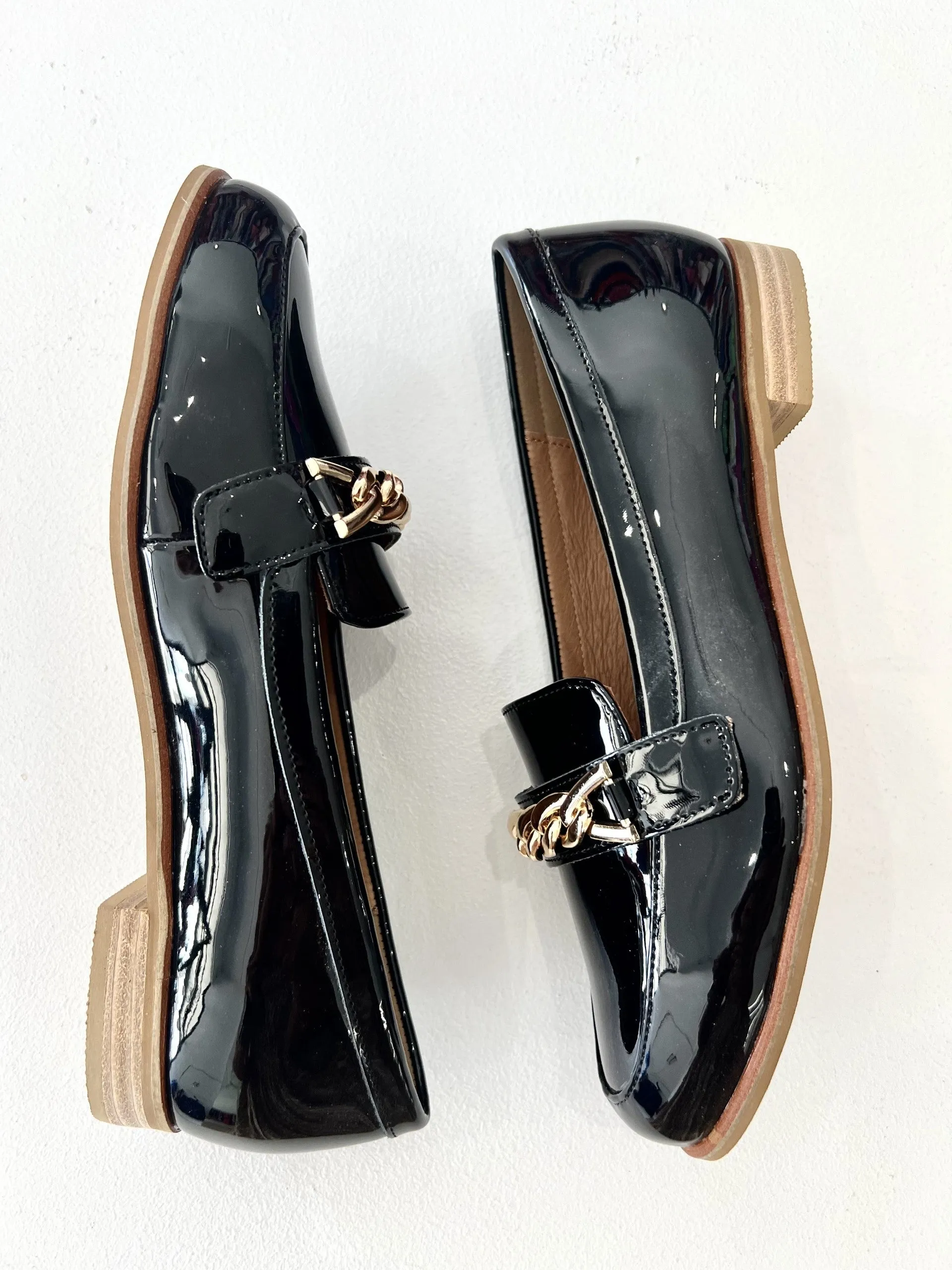 BESPOKE PATENT LOAFER || BLACK