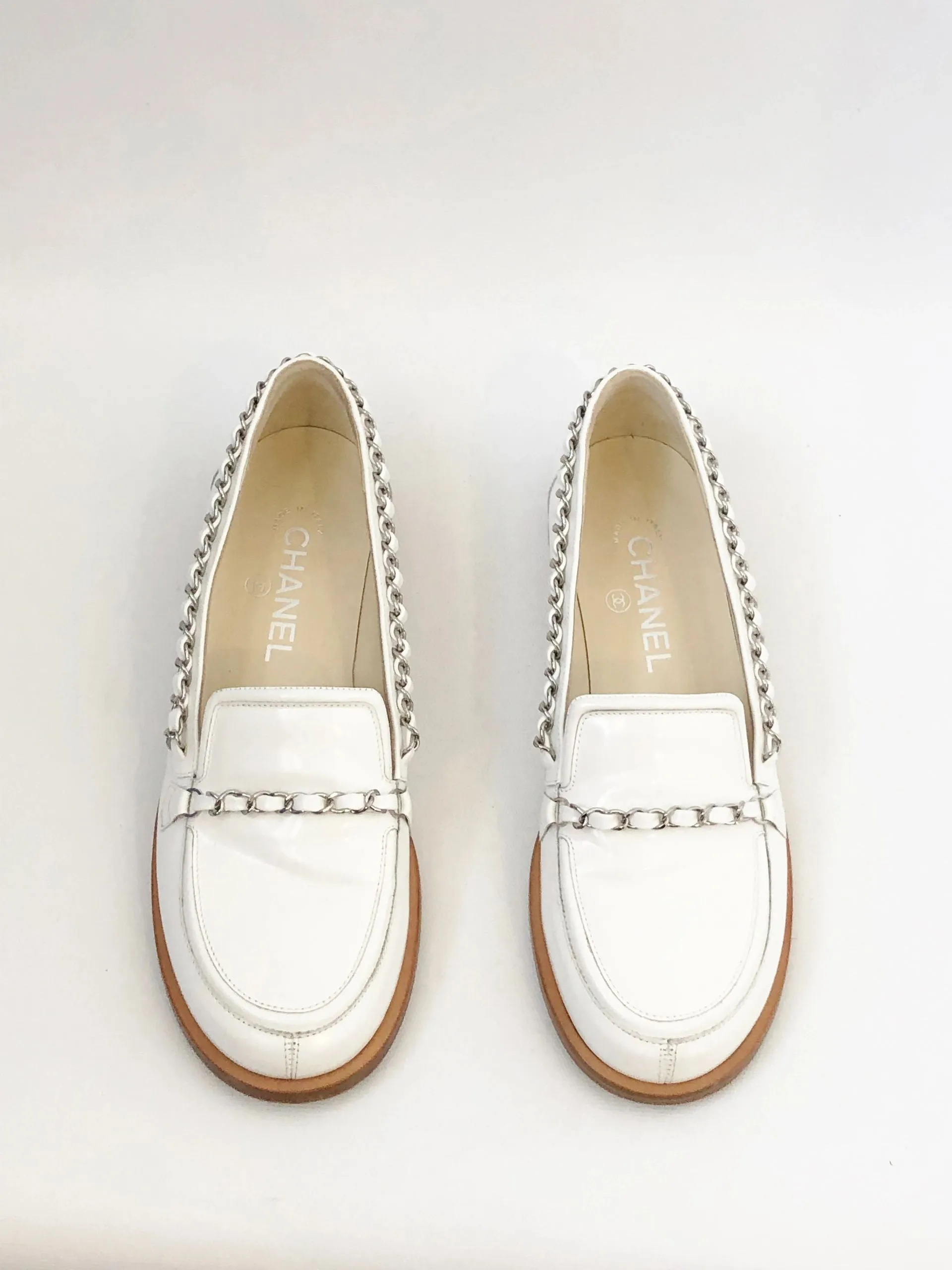 Chanel White Chain-Link Loafer Size 38.5 It (8.5 Us)