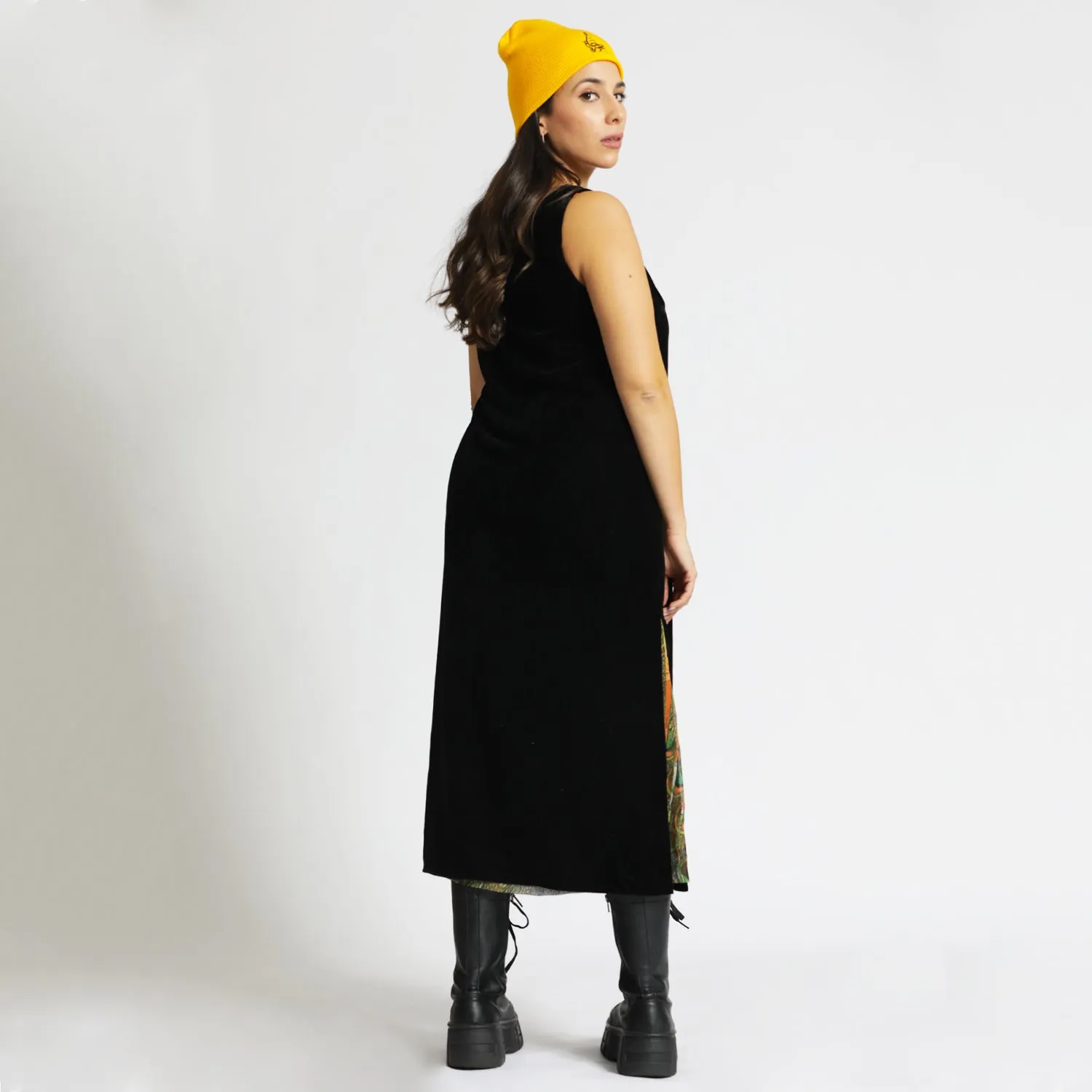 Dress with Slit in Black Velvet And Yellow Silk Belt