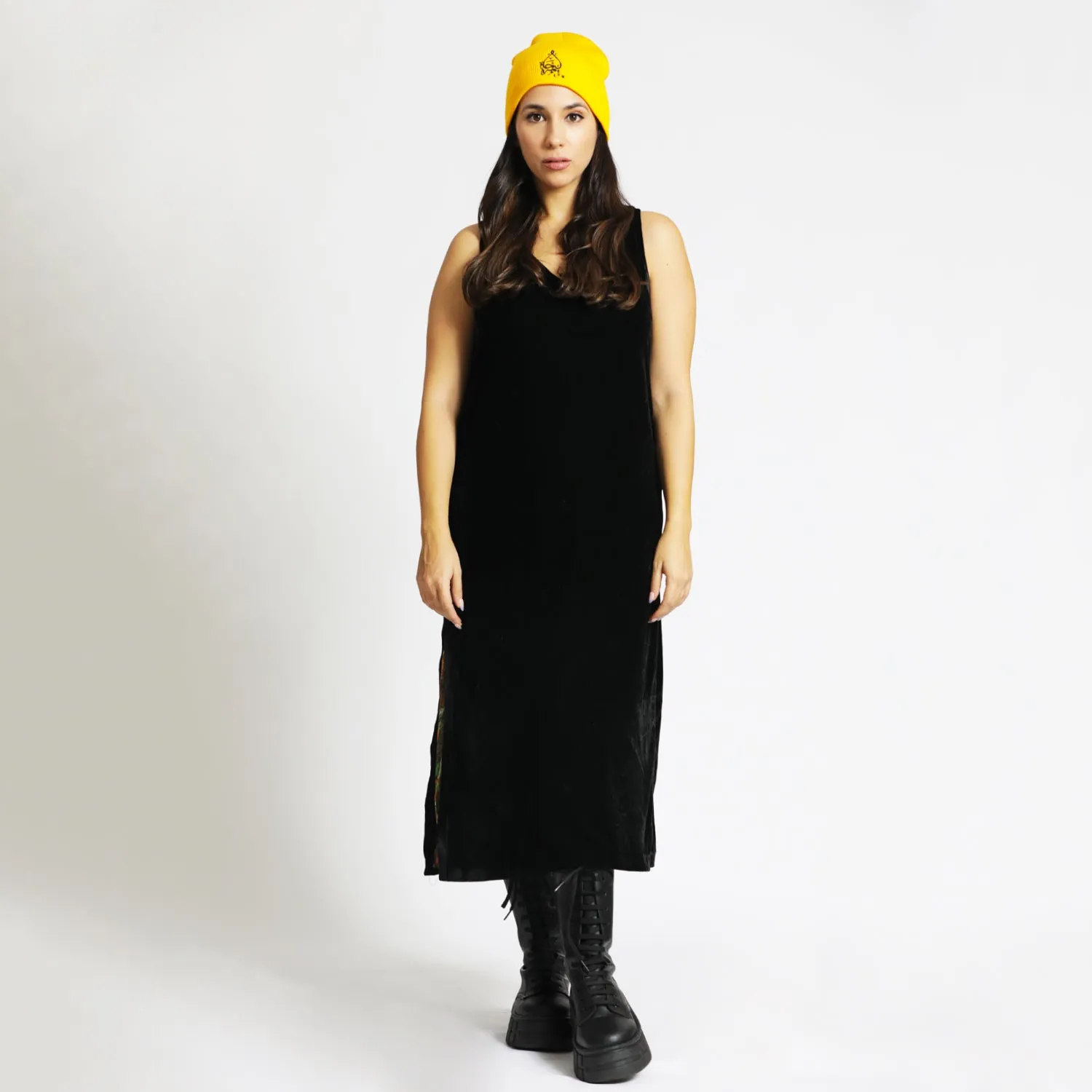 Dress with Slit in Black Velvet And Yellow Silk Belt