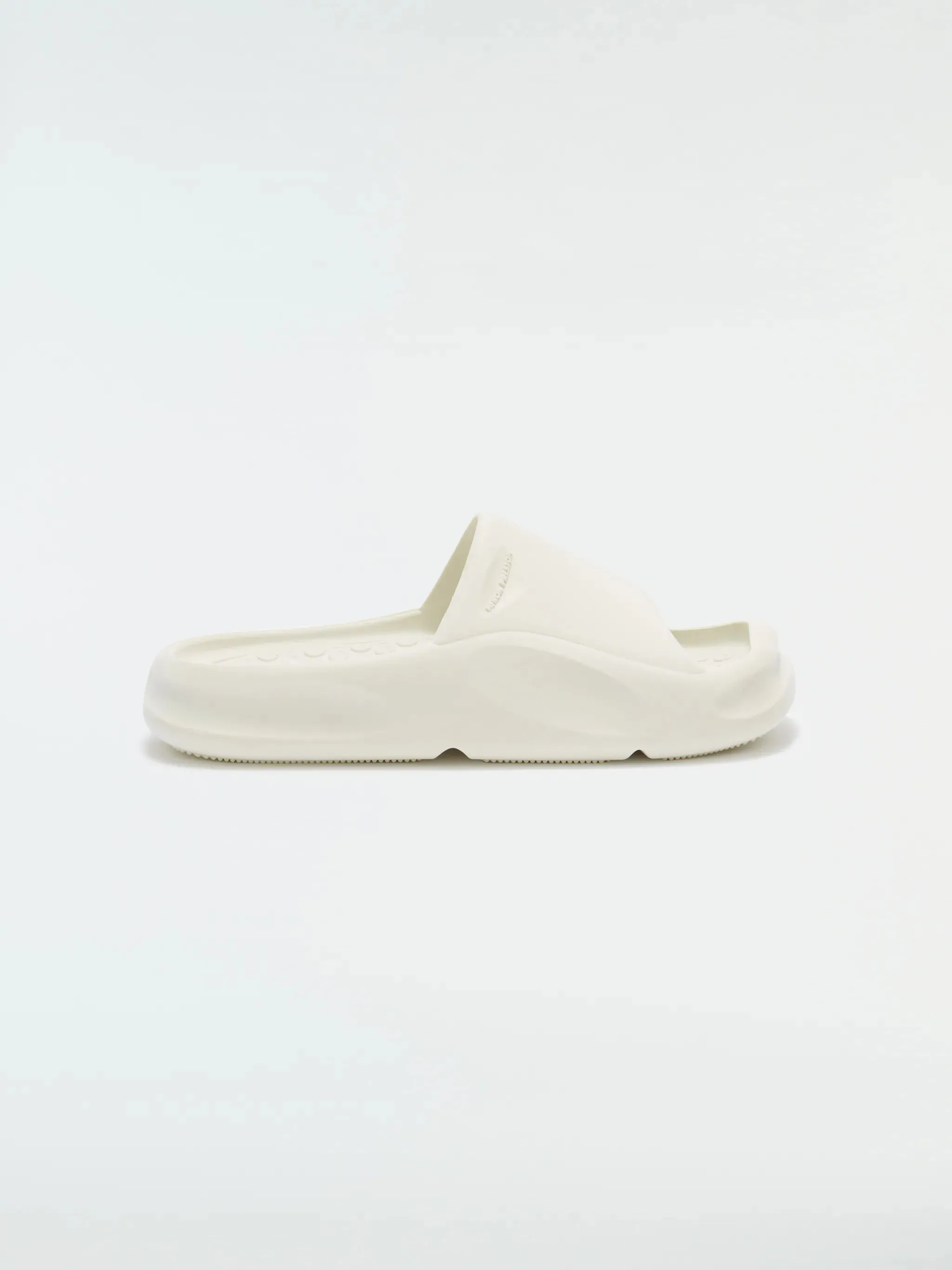 ECO MOULDED SLIDER
