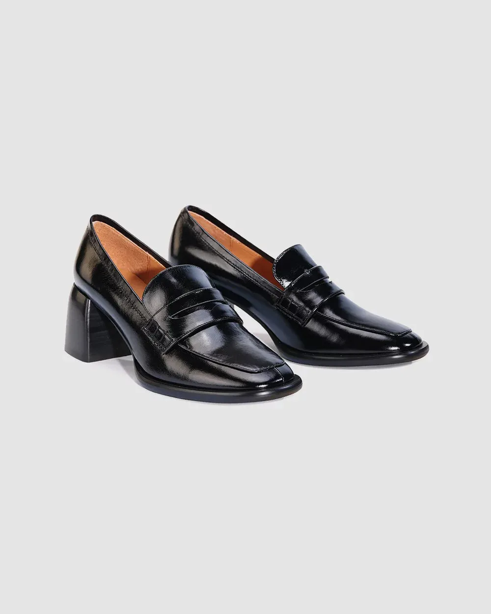 Eos Chance Black Loafer
