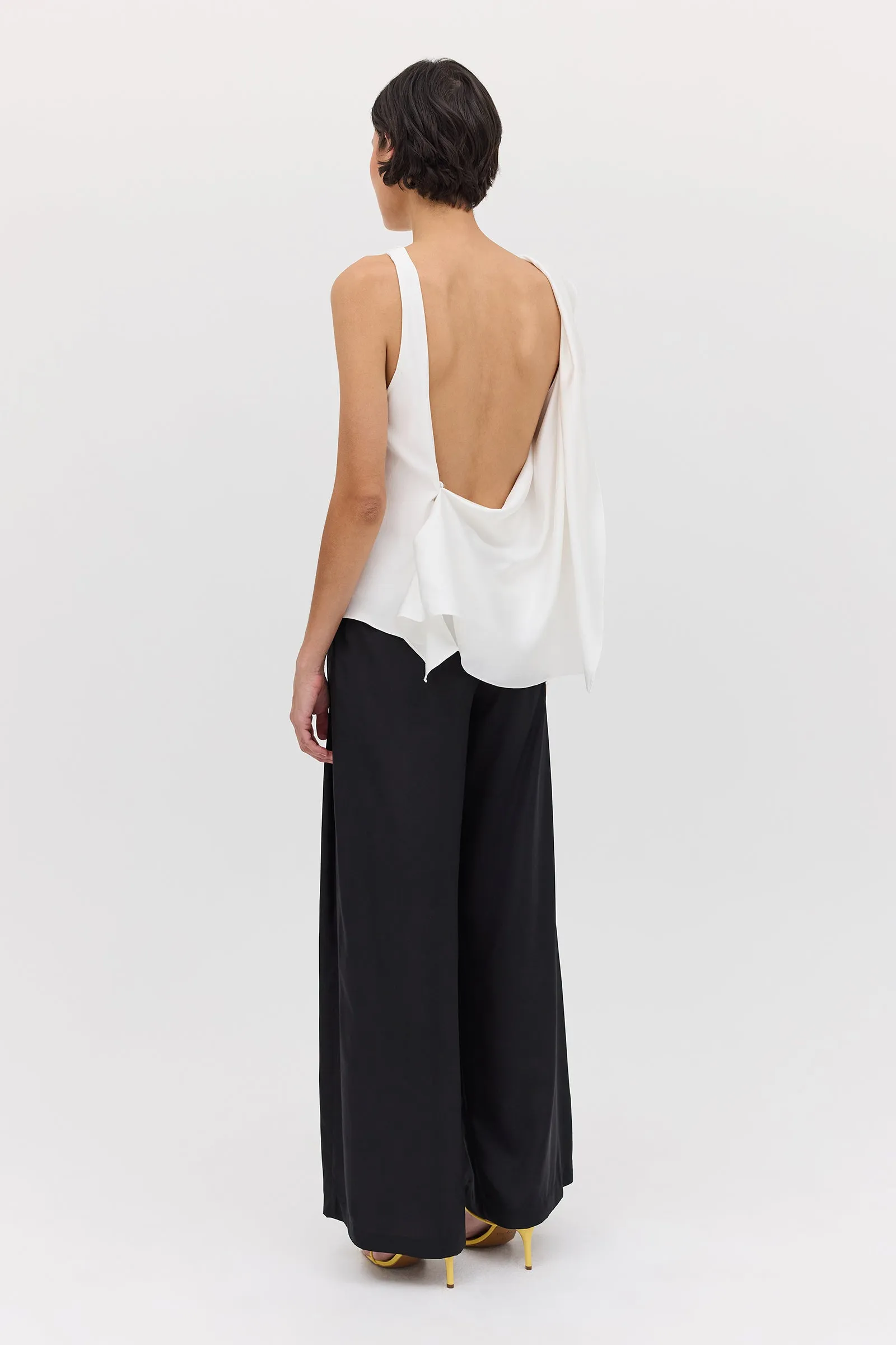 IVORY TEXTURED CREPE RHYTHM TOP