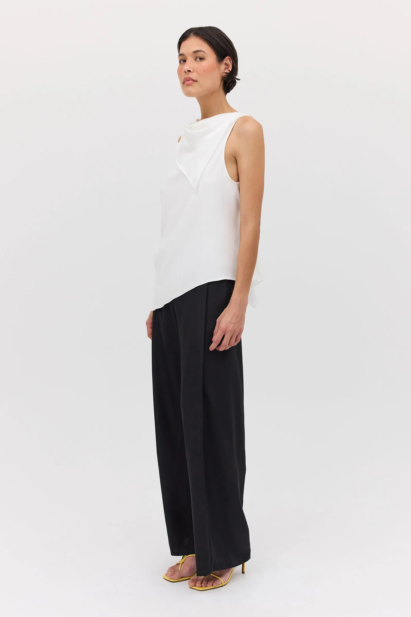 IVORY TEXTURED CREPE RHYTHM TOP