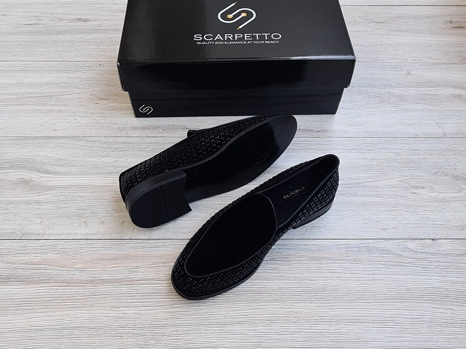 Leather Men's Loafer with Stone Details