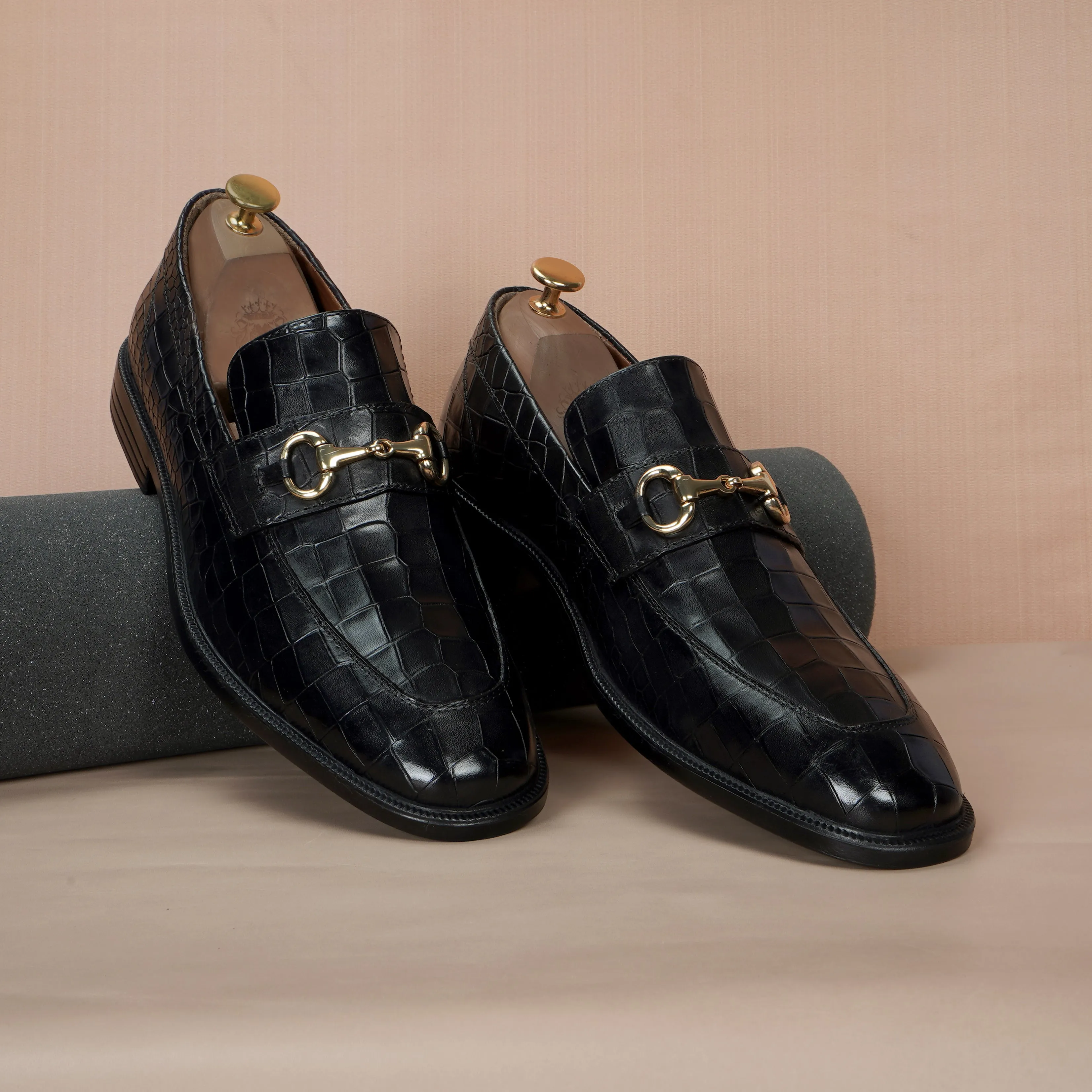 Light Weight Black Loafer in Deep Cut Leather