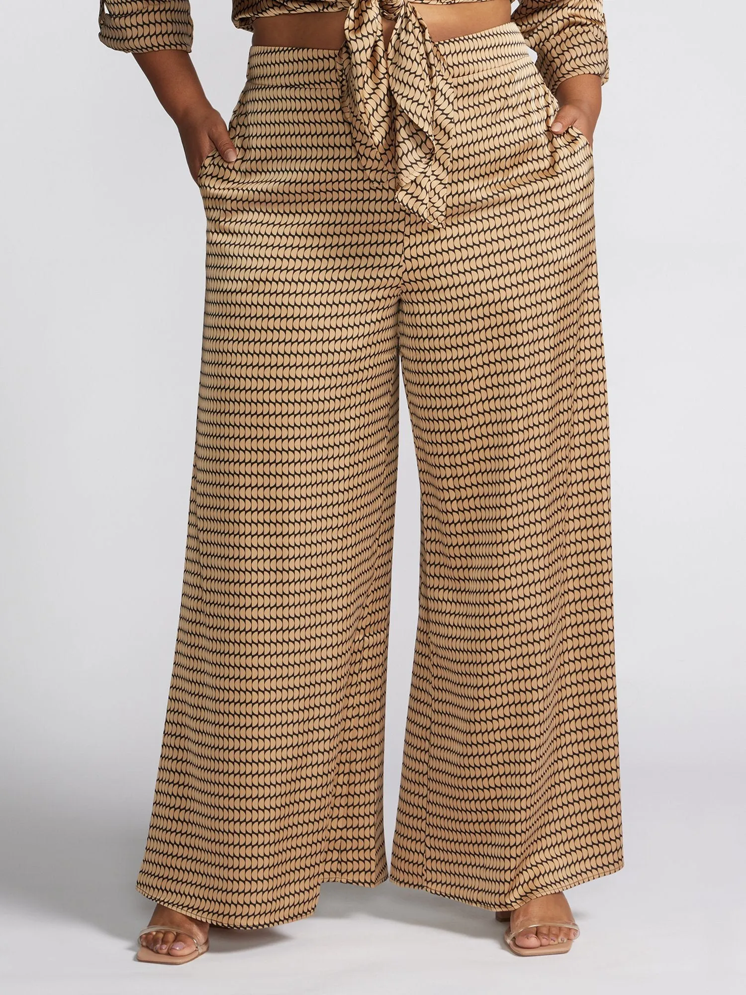 Lolonyo Abstract Print Wide Leg Pants