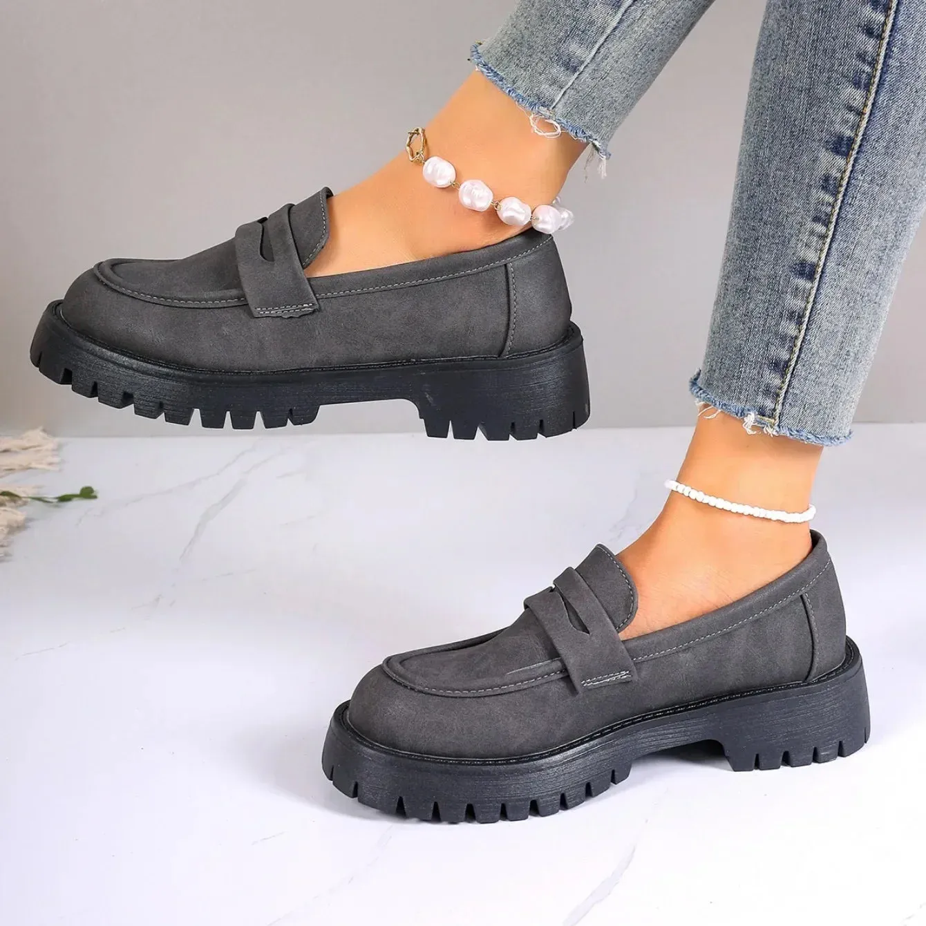 Maras - Women Colorful Suede Loafers