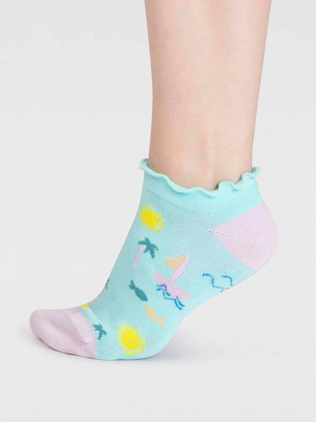 Maron Bamboo Sailing Trainer Socks in Mint by Thought