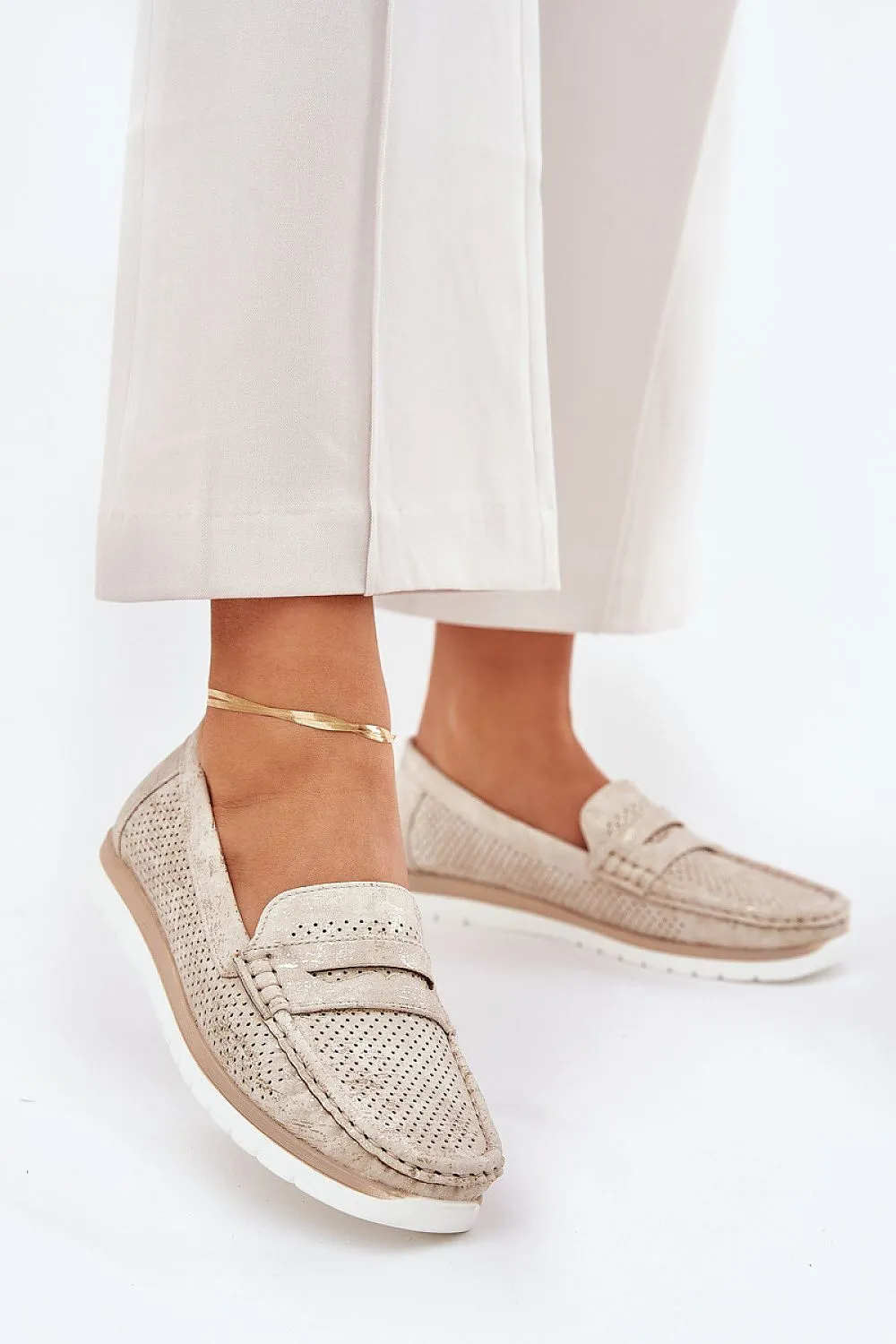Mocassin Step in style