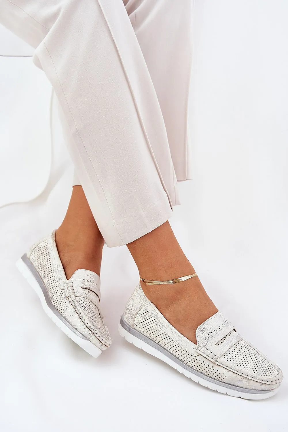 Mocassin Step in style