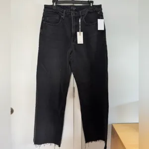 NWT Good American black jeans. Size 10/30