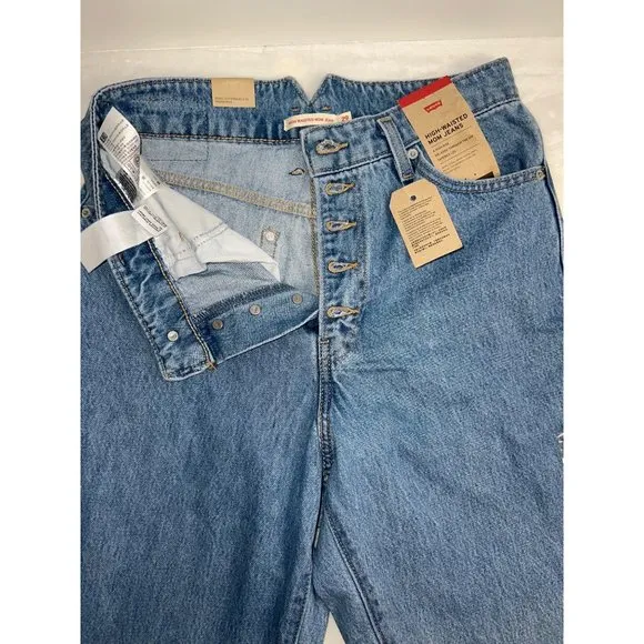 NWT Levi’s Hi-Waist Button Fly Mom Jeans Size 29