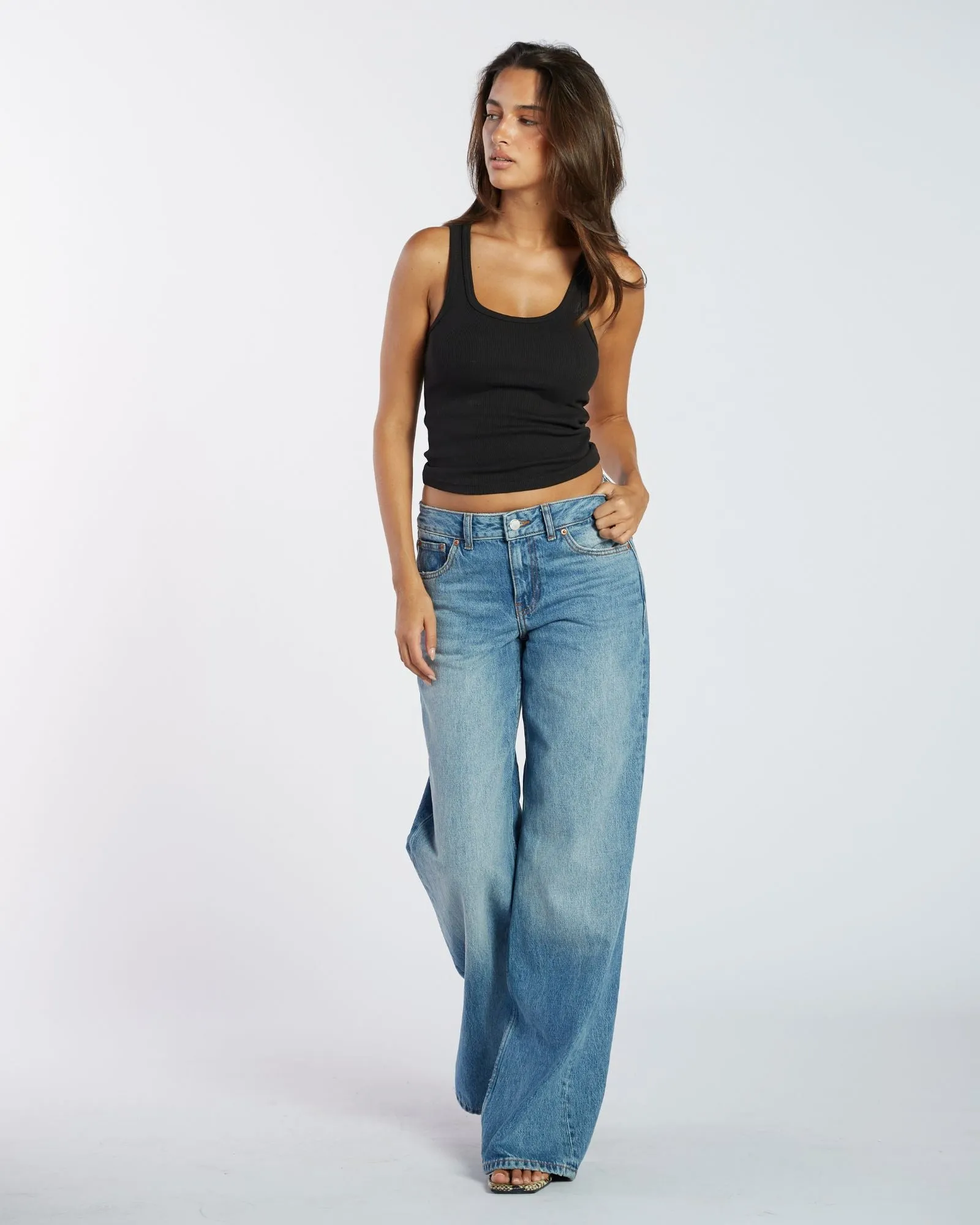 Rhue Wide Jeans - Stream Sky Fade