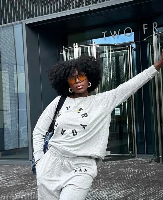 The EVERYDAY GREY sweatshirt *relaxed style*