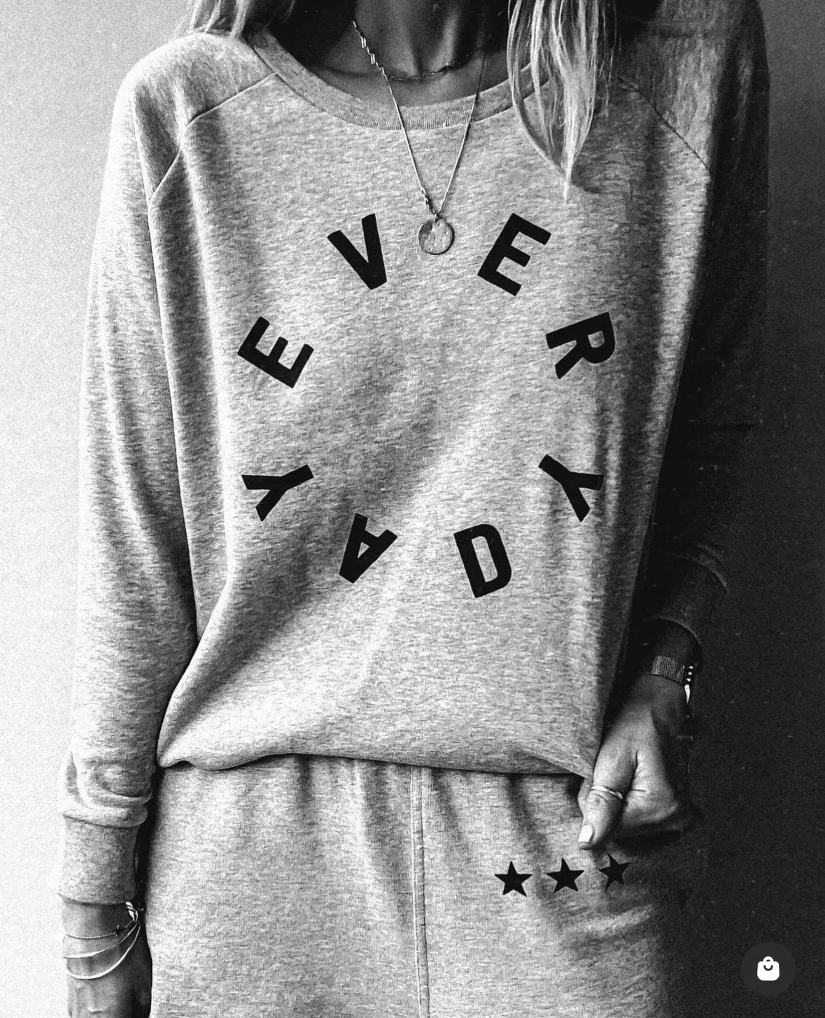 The EVERYDAY GREY sweatshirt *relaxed style*