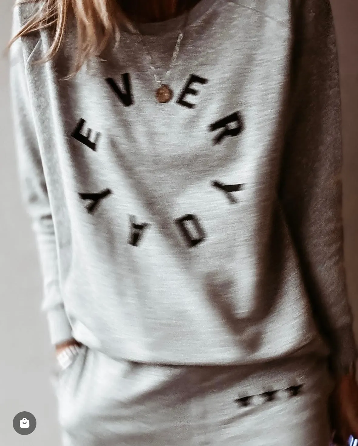 The EVERYDAY GREY sweatshirt *relaxed style*