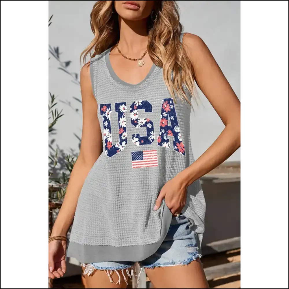 USA Scoop Neck Tank - Trendy & Chic
